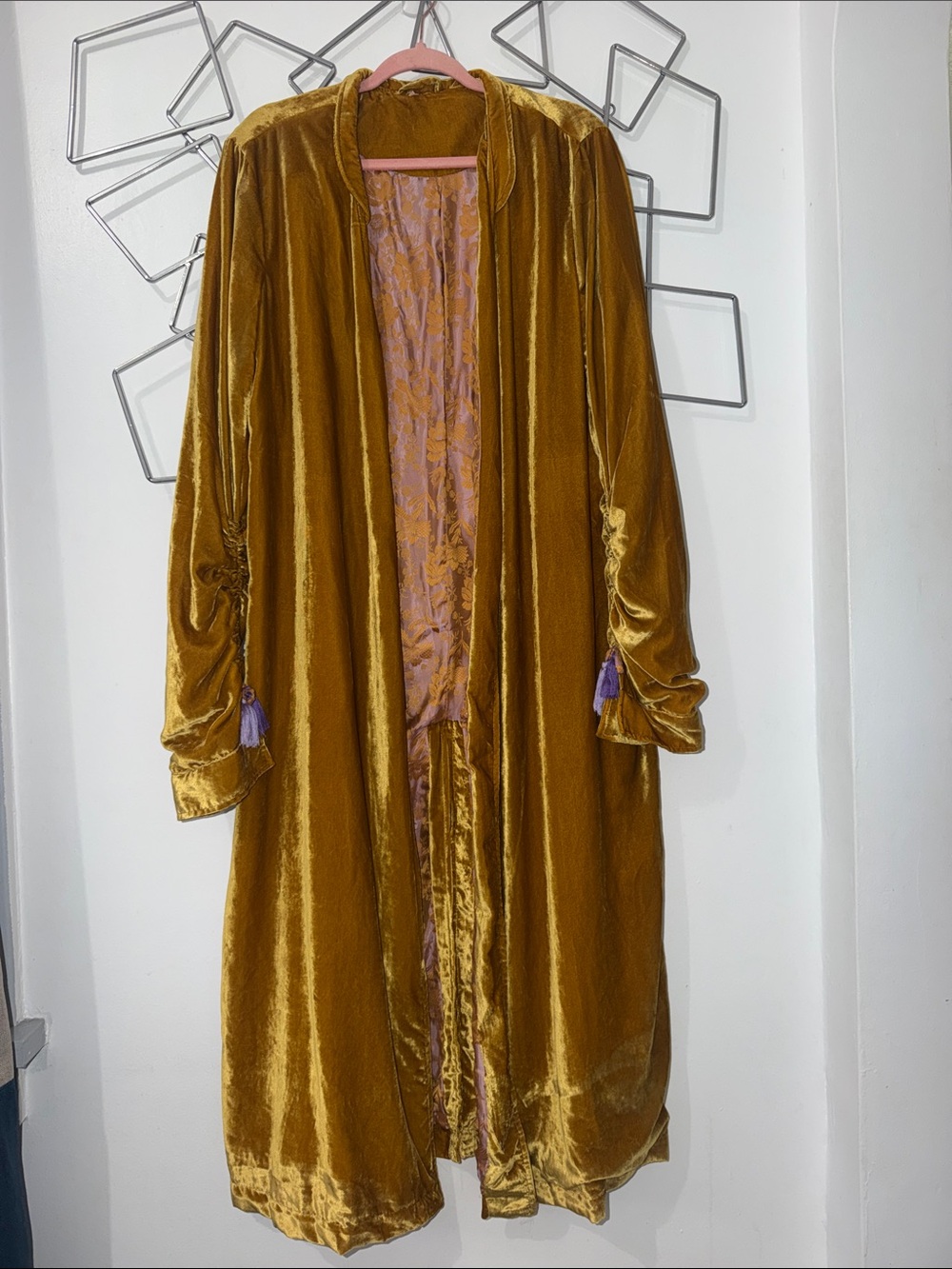 NWOT FREE PEOPLE Dahlia Velvet Duster Coat Jacket In Gold w Purple Tassels Large - Picture 5 of 10